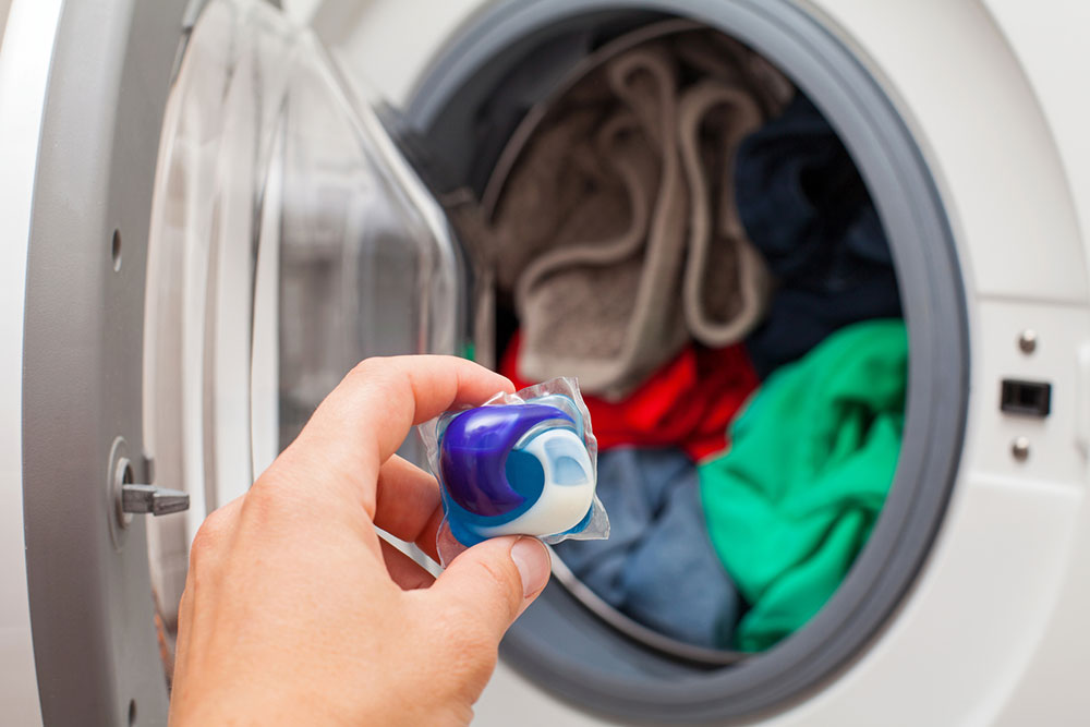 Simple, easy, and inexpensive ways to eliminate laundry odor